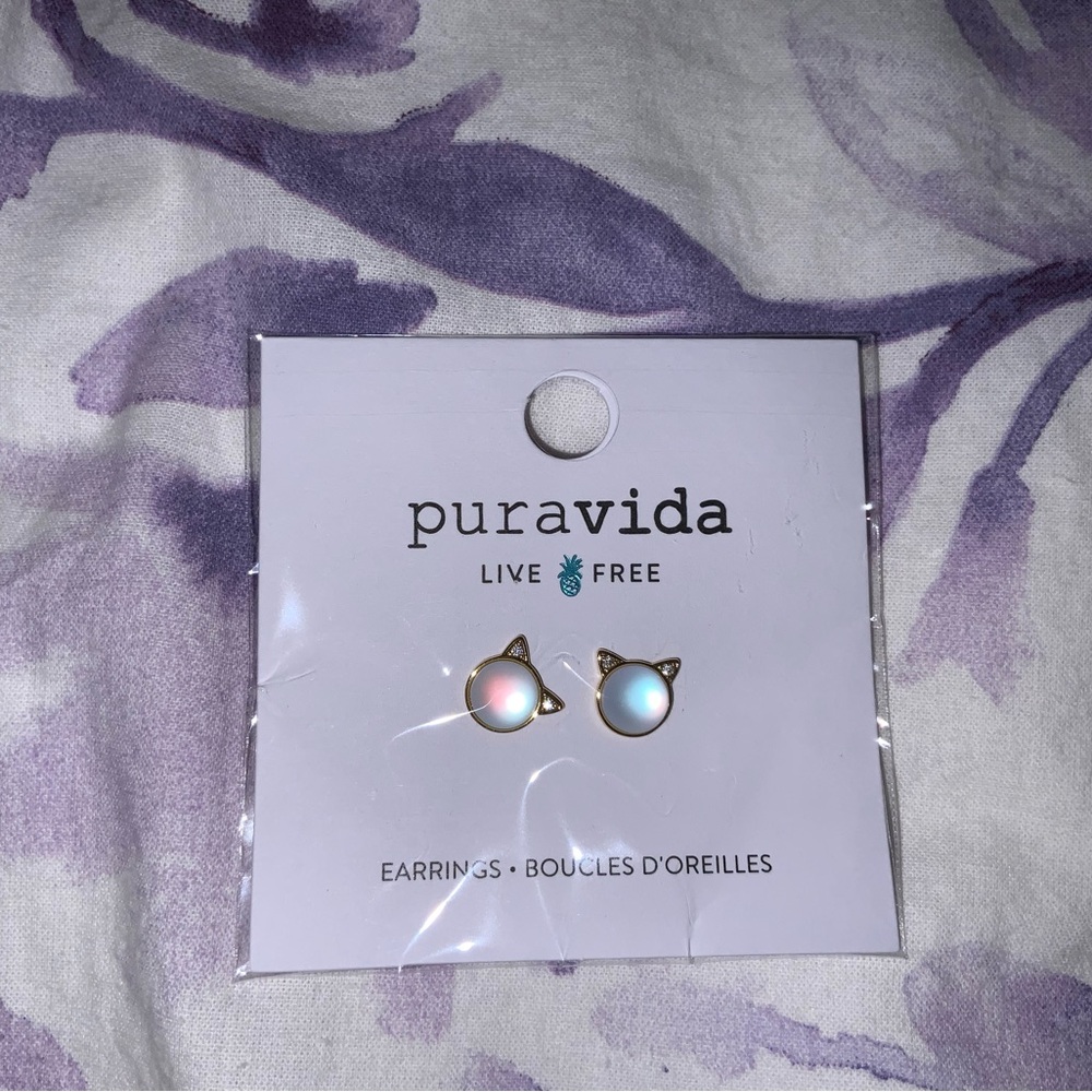 Pura Vida Cat Ear Stud Earrings